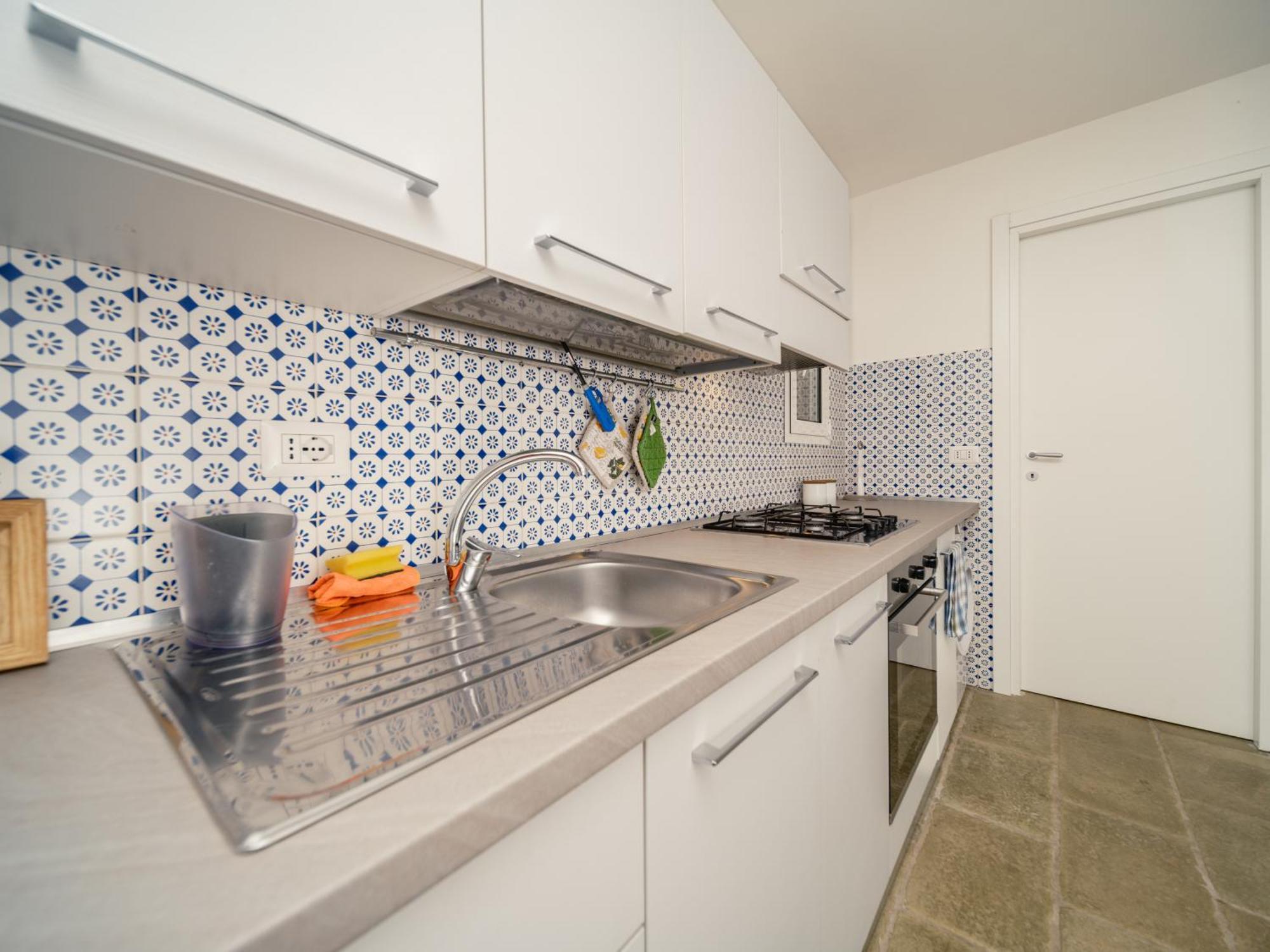 La Finestra Sul Mare - Antonella Apartment Вьесте Экстерьер фото